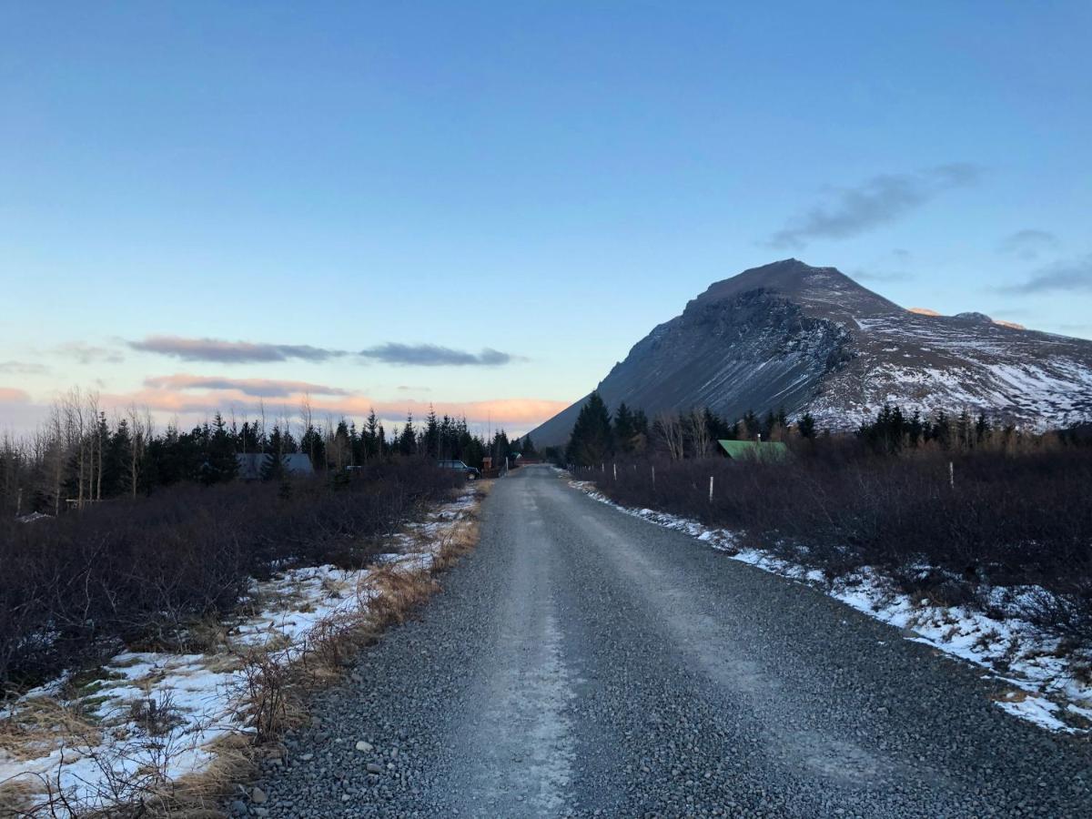 Bard Cottage Akranes Bagian luar foto